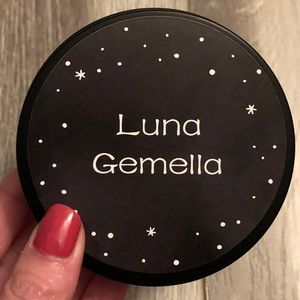 Meet your Posher, Eliana